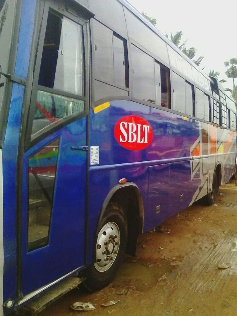 Sblt 40 Seater Close Front View